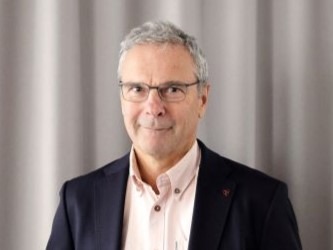 Robert MarlowPartner, Geschäftsführer